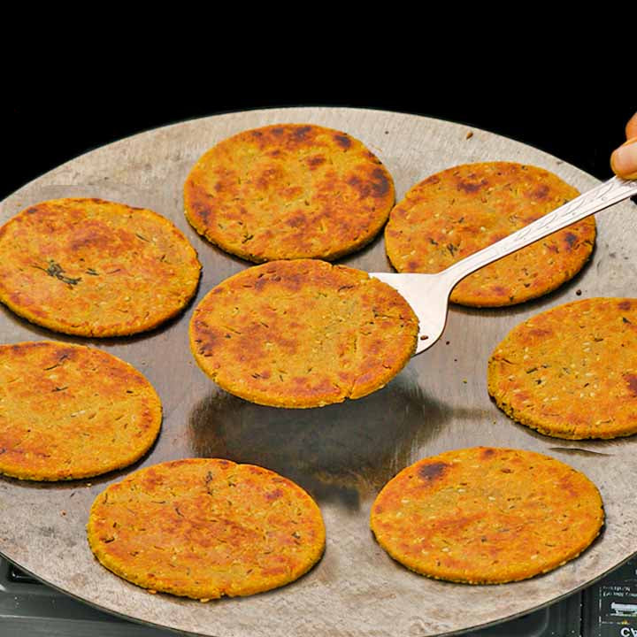Gujarati Mini Masala Bhakri